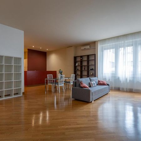 Beplace Monumentale Apartments Milan Exterior photo
